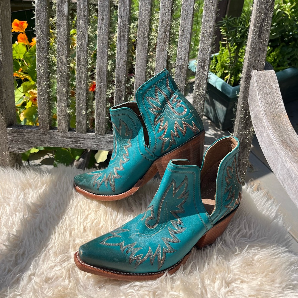 Turquoise Ariat Dixon Booties